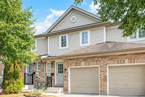 430 Mapleview Dr E Photo 1