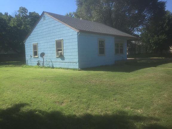 5th image of 323 N 10th St