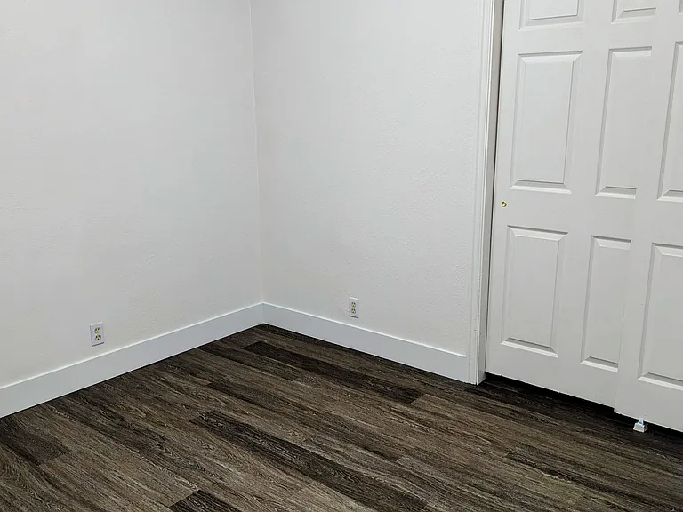 238 E First North St #3 — Photo 11