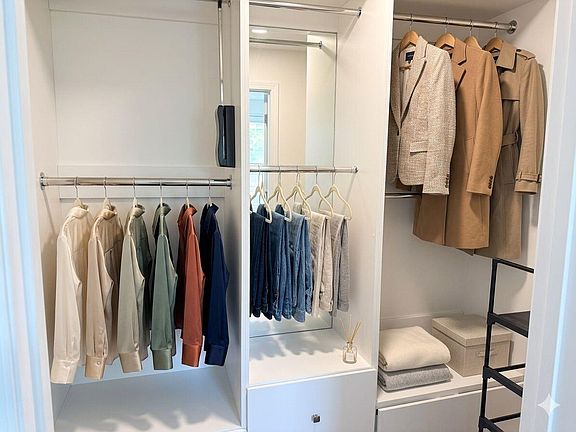 5th image of 1067 Rio Court #1067