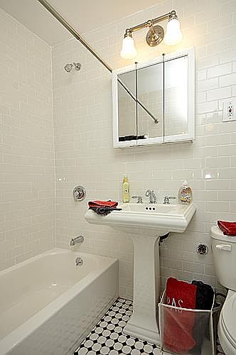 2nd image of 413 E 78th St APT 2c