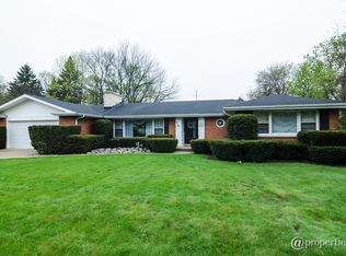 175 N Ridge Rd, Lake Forest, IL 60045