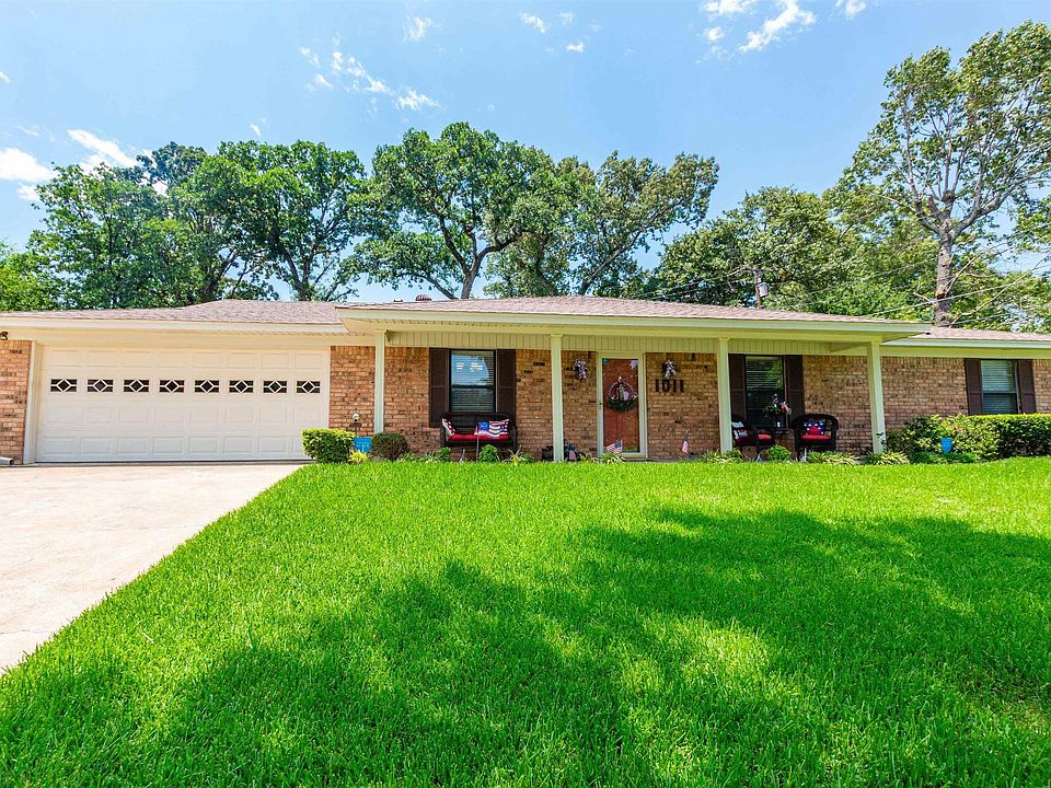 1st image of 1011 Camille Dr