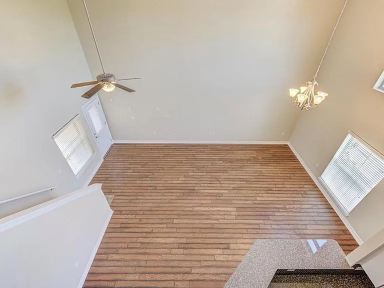 3501 Chenevert St #22 — Photo 25