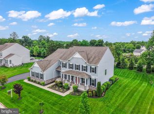 11865 Boscobel Ct, Herndon, VA 20170