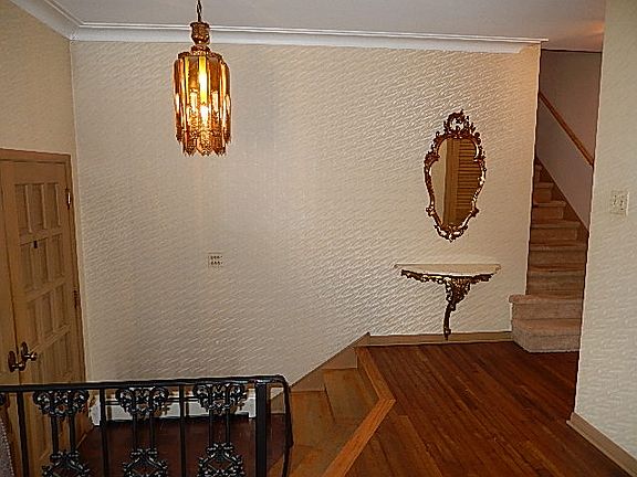 5th image of 9524 S Kolin Ave