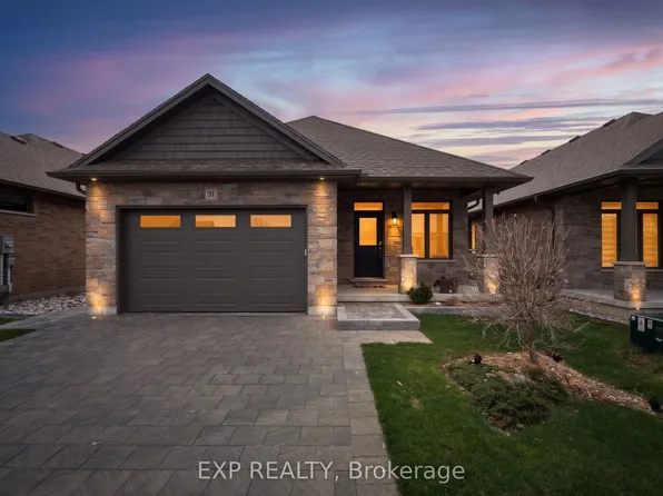 159 Collins Way #31, Strathroy Caradoc, ON N7G 0G8