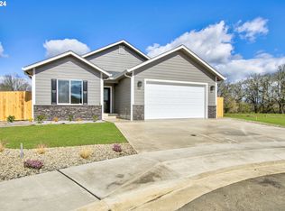 122 Citation Ct, Winston, OR 97496