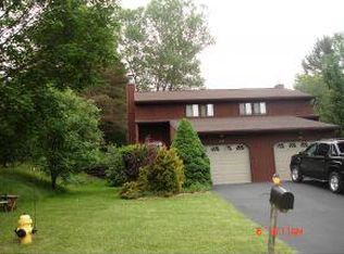 928 White Birch Ln, Endwell, NY 13760