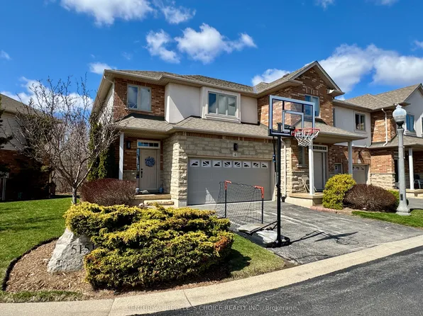 5151 Upper Middle Rd #4, Burlington, ON L7L 7C8
