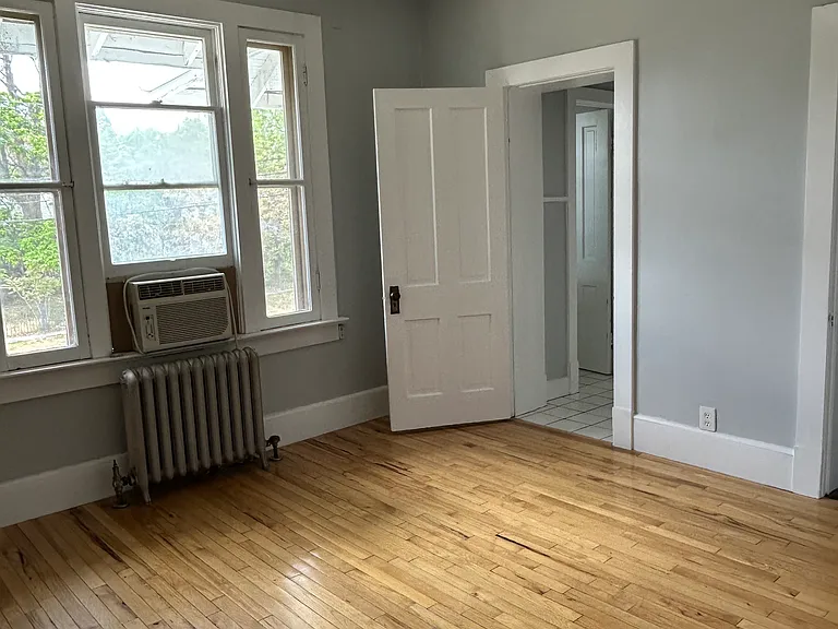 305 E 3rd Ave #3 — Photo 6