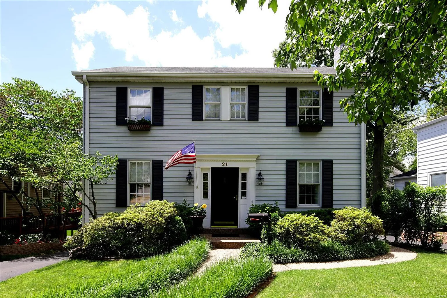 21 Austin Pl photo 1