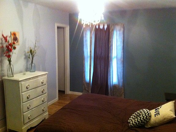 4th image of 15130 Mitchell St