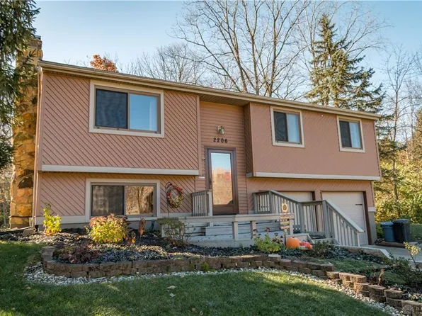 2206 Manton Dr, Miamisburg, OH 45342