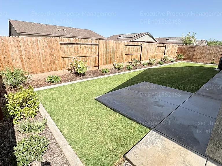 8921 Kemi St — Photo 62