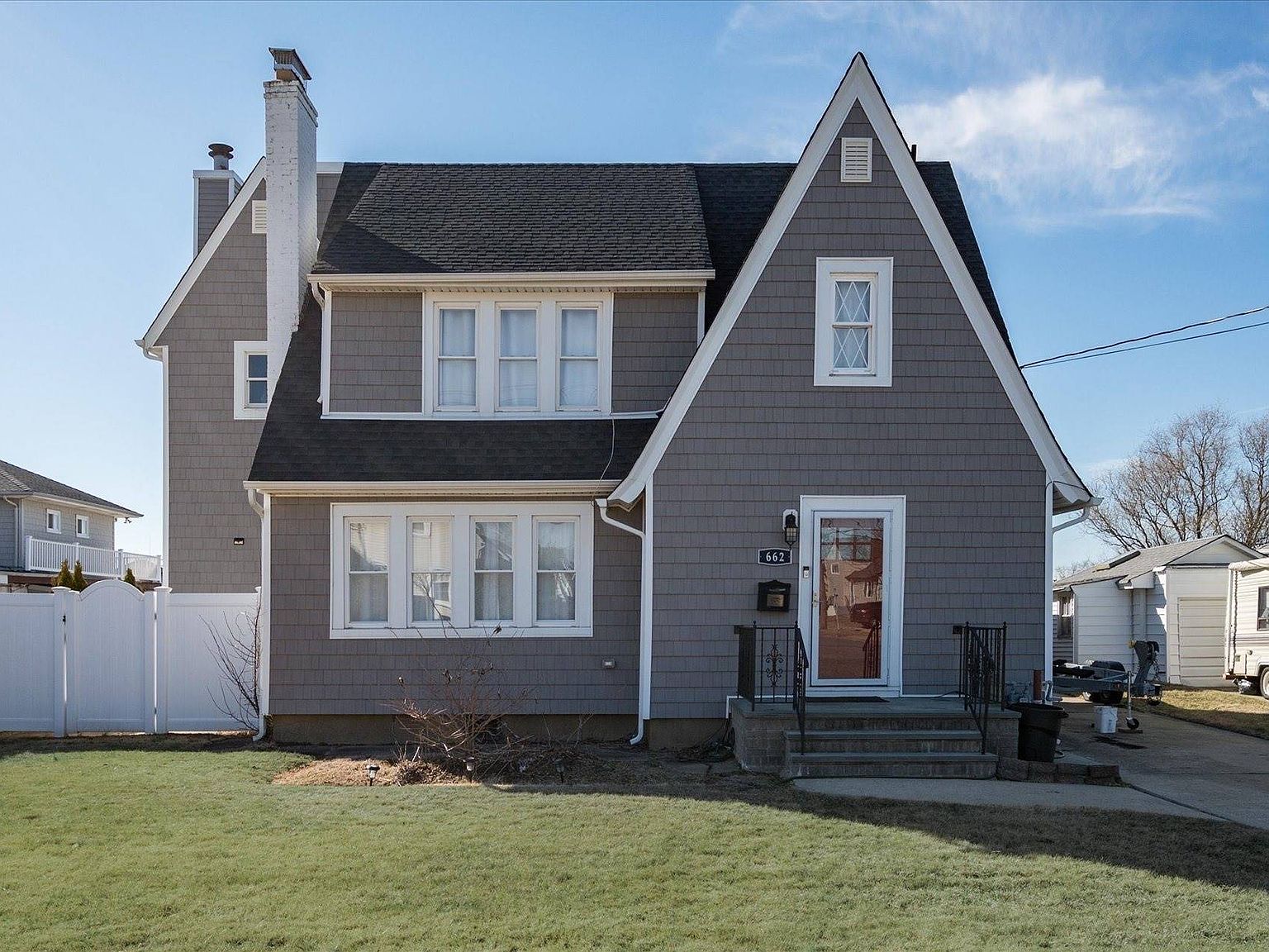 662 Guy Lombardo Avenue, Freeport, NY 11520 Zillow