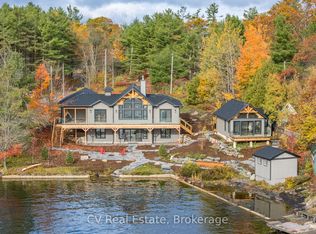 1111 Lakeshore Dr, Gravenhurst, ON P1P 1R2