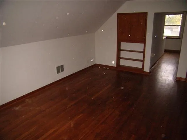 3368 Walmar Dr — Photo 6