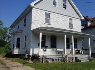 151 Baycliff Dr, Rochester, NY 14609