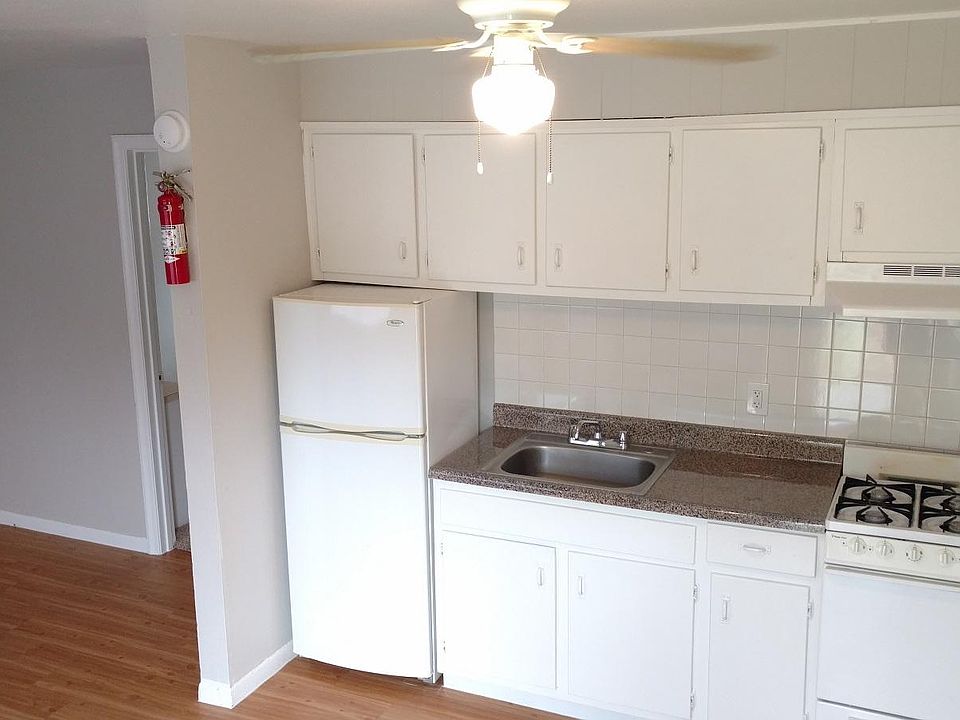 1st image of 125 Weisenberger Dr APT 21