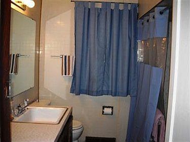 5th image of 4168 Helmick Ave