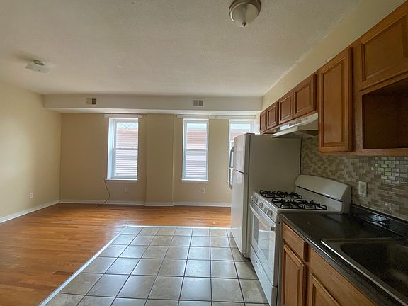 2nd image of 68 Sylvan Ave APT 6
