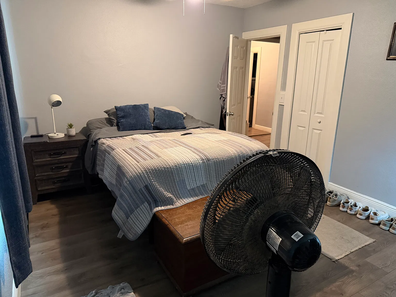 3 bed, 1100 sqft, $2,200 — Photo 3