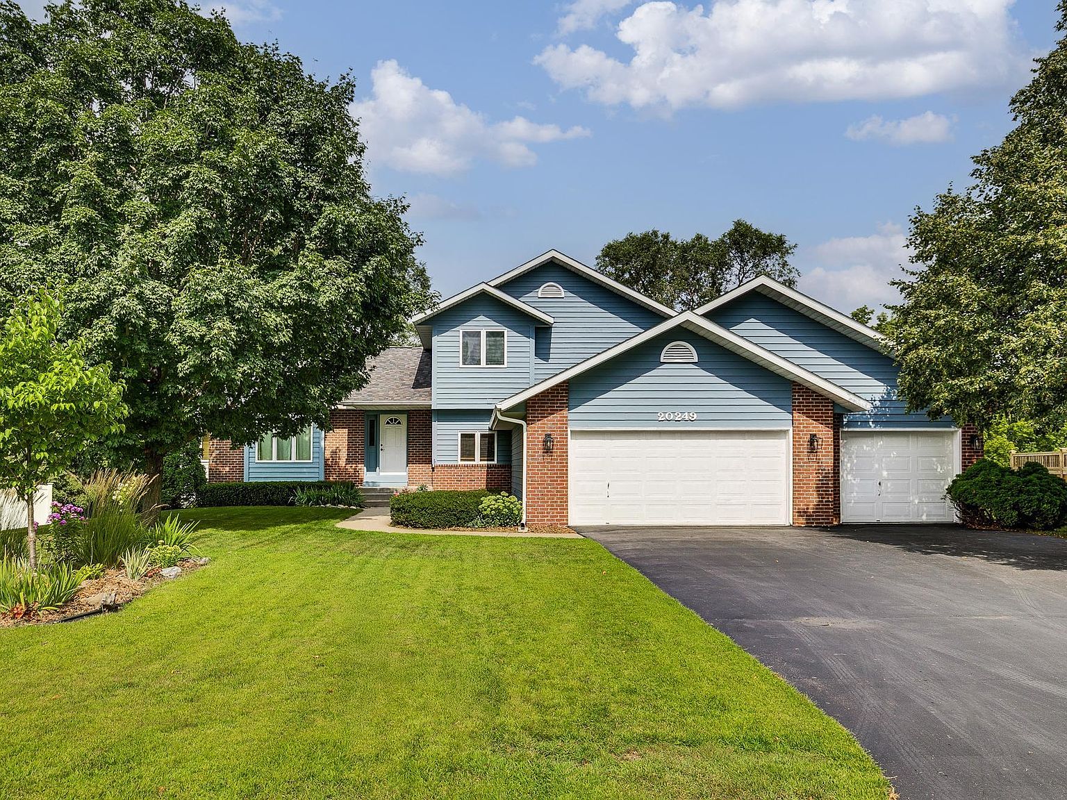 20249 Kensington Way, Lakeville, MN 55044 | Zillow
