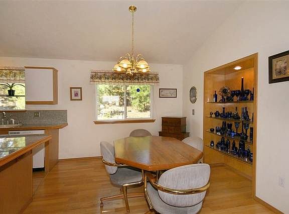 5th image of 19521 E Crestwood