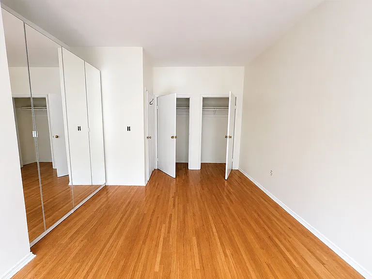 231 Adams St #231 — Photo 2