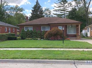 21931 Kipling Ave, Oak Park, MI 48237