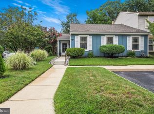 401 Roberts Ln, Marlton, NJ 08053