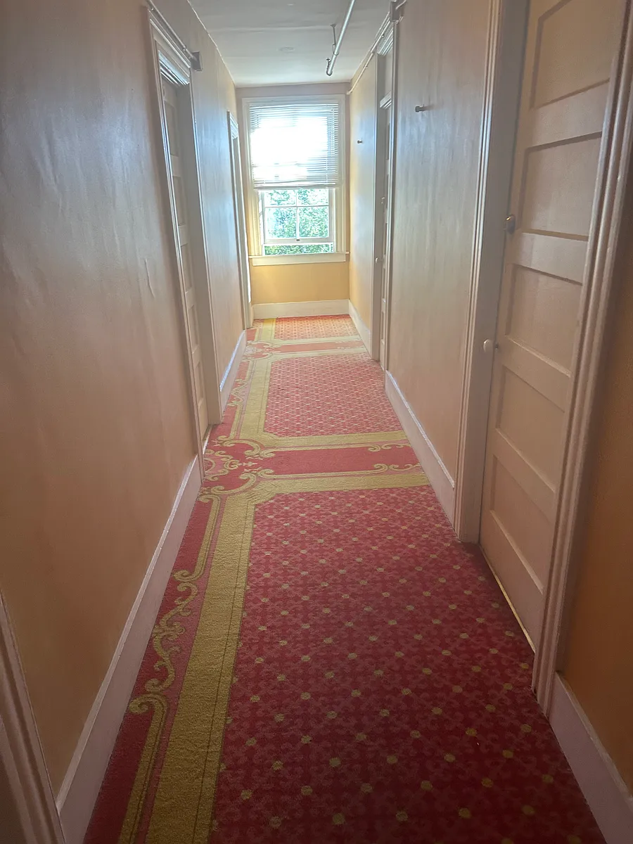 Building Photo - 1546 Webster St #13