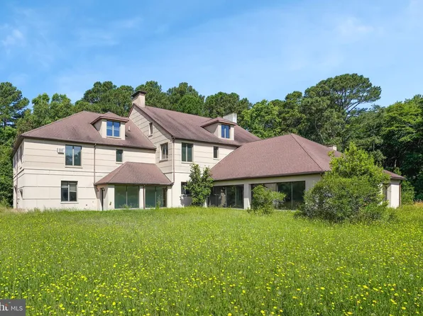 34166 Bradfords Neck Rd, Melfa, VA 23410