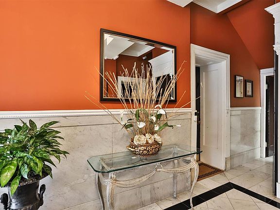 4th image of 14 N Kingshighway Blvd #1BS