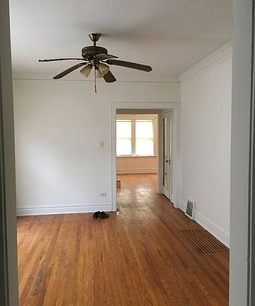 3rd image of 8717 S Parnell Ave