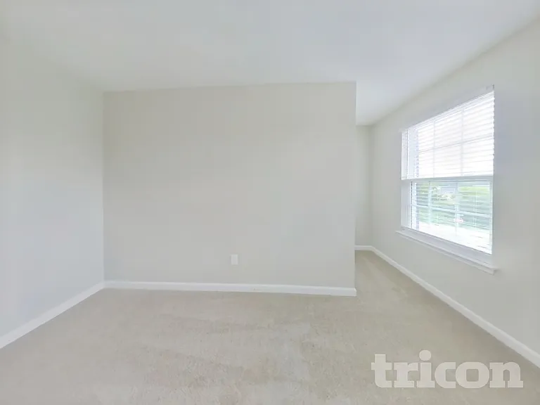 2902 Cherry Point Ln — Photo 12