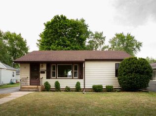 2224 Paradise Blvd, Rockford, IL 61103