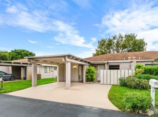6844 Moonlit Dr, Delray Beach, FL 33446