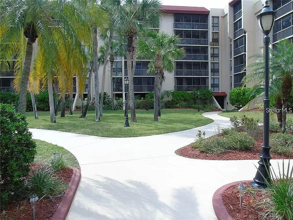 21405 Olean Blvd #327