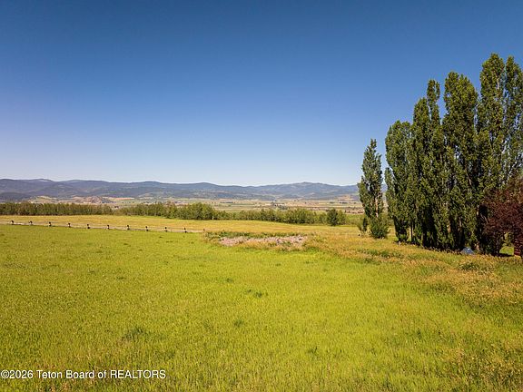 3rd image of LOT 46 W Elkhorn Dr