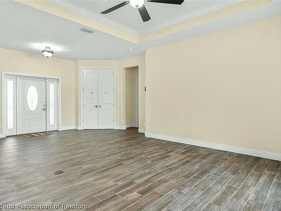 3rd image of 212 Heartland Blvd
