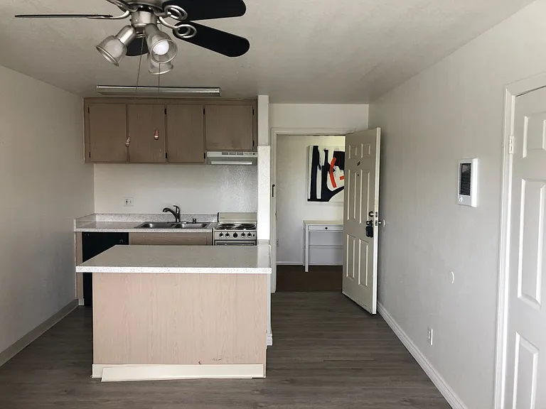 Balboa Park Apts — Photo 2