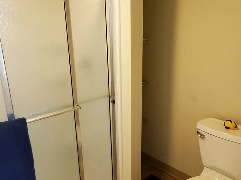 105 Dryden Ct — Photo 49