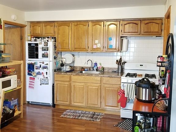 4th image of 25-31 35th St Floor 2