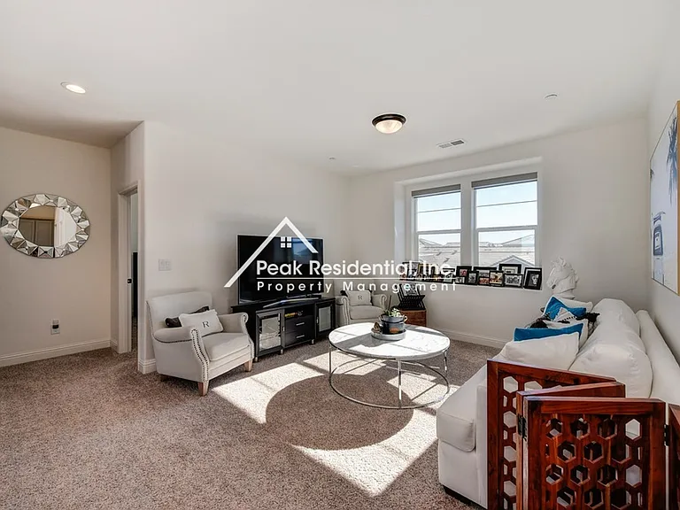 12753 Glass Beach Dr — Photo 37