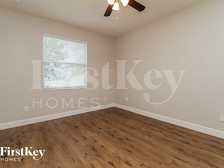 1466 Ashdown Ct — Photo 7