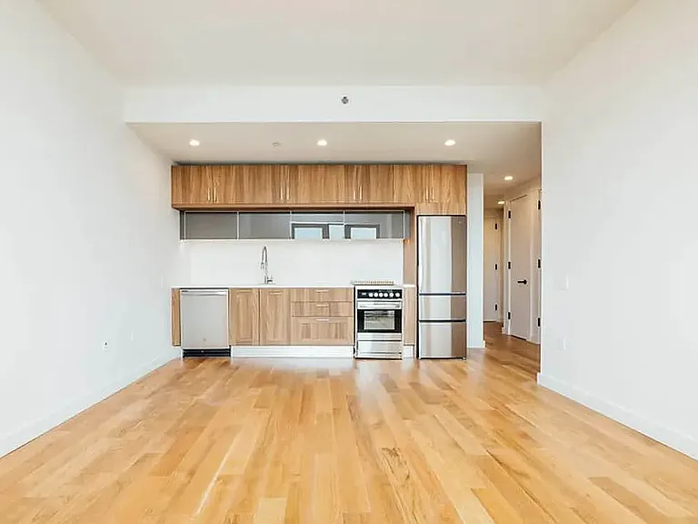 1825 Ocean Ave #B1 — Photo 4