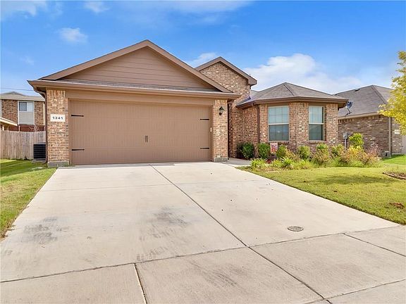 2nd image of 1341 Briarwood Dr
