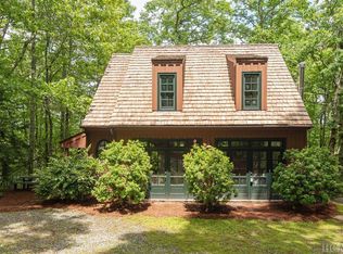 306 Wildberry Ln, Cullowhee, NC 28723